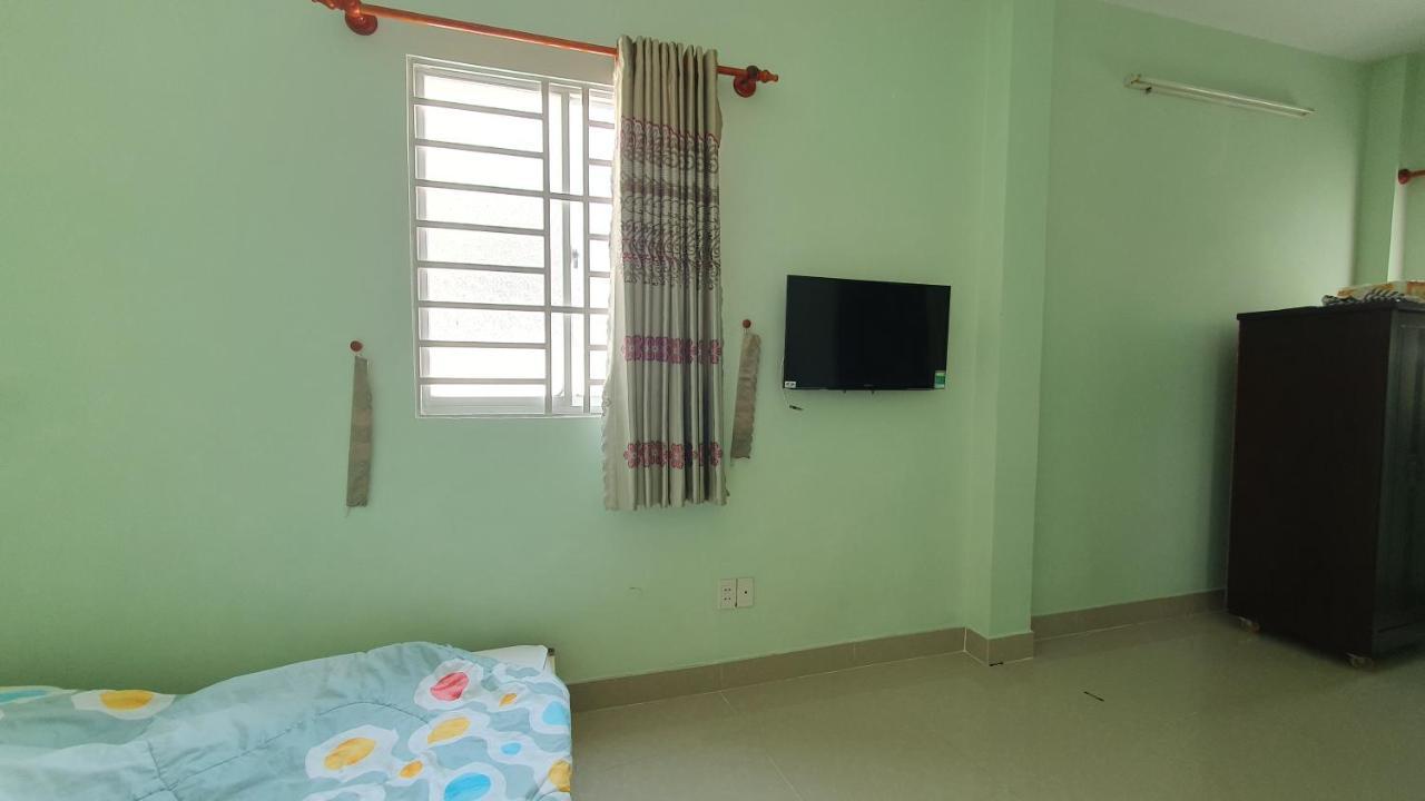 Hotel In Bui Vien Walking Street Хошимин Экстерьер фото